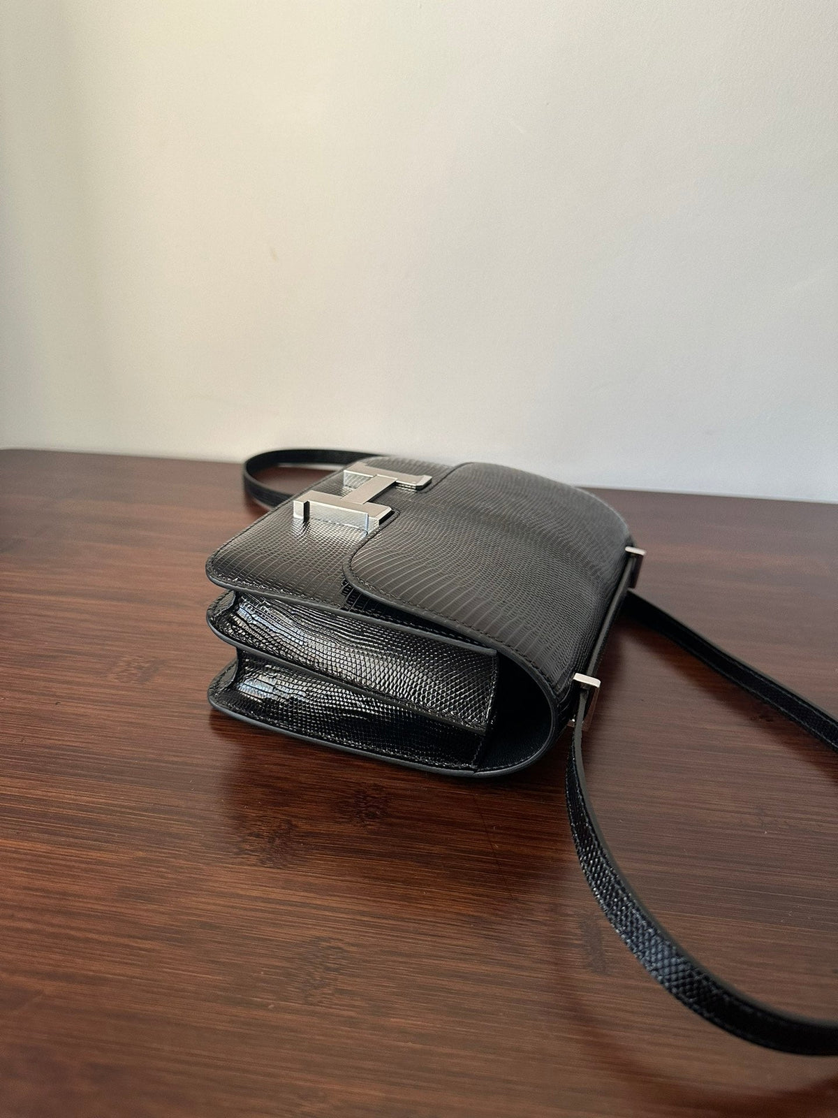 CONSTANCE 18 BLACK LIZARD SILVER HARDWARE