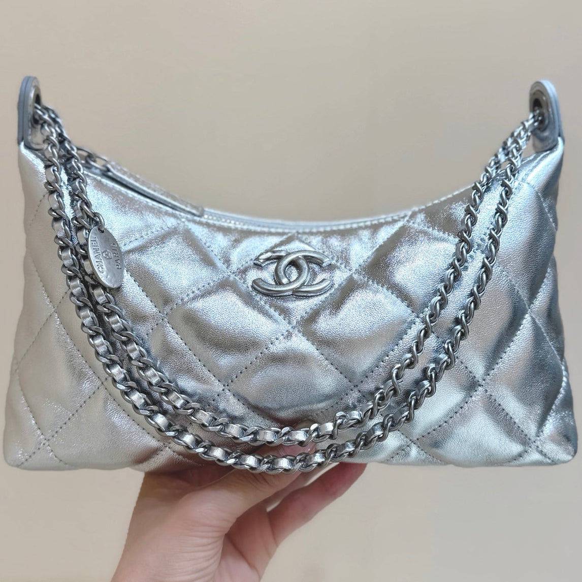 Chanel 2025 Hobo Dumpling Bag 26cm Genuine Calfskin Leather 339343