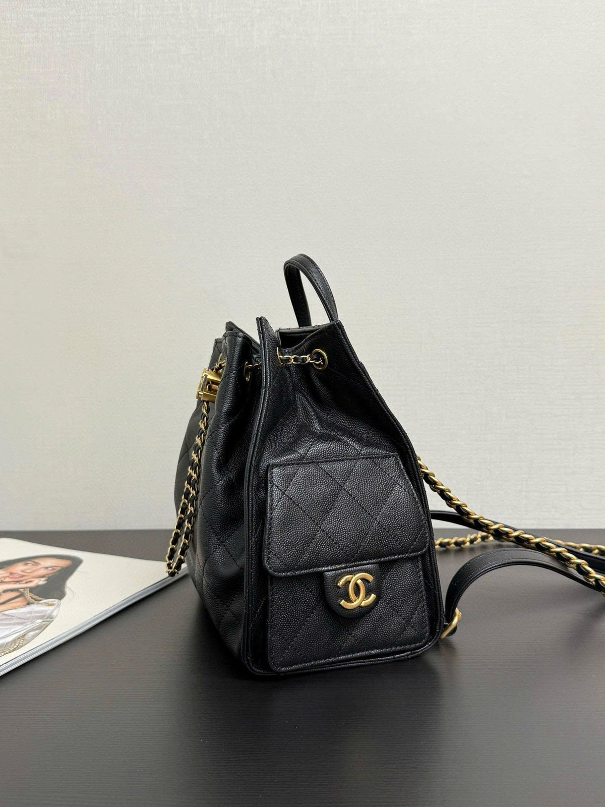CC 25B Backpack 23cm in Black and Gold Caviar