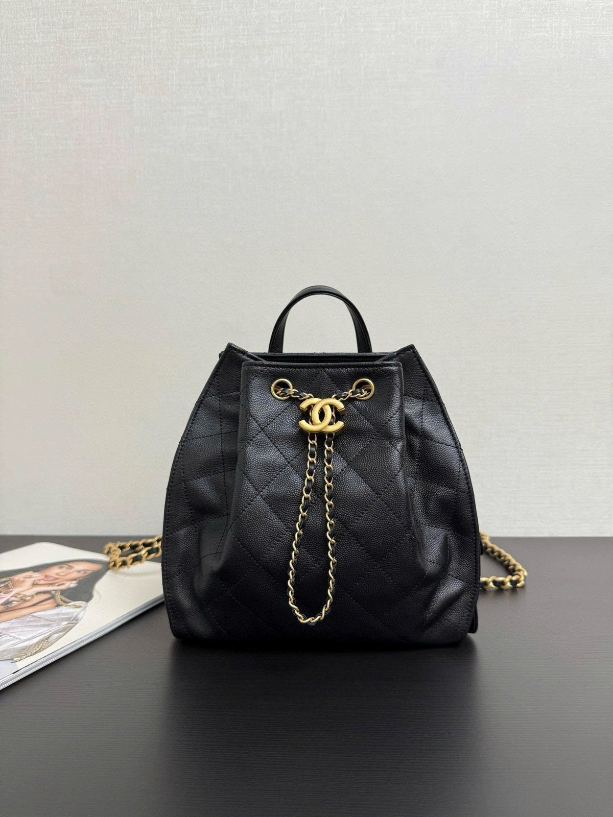 CC 25B Backpack 23cm in Black and Gold Caviar